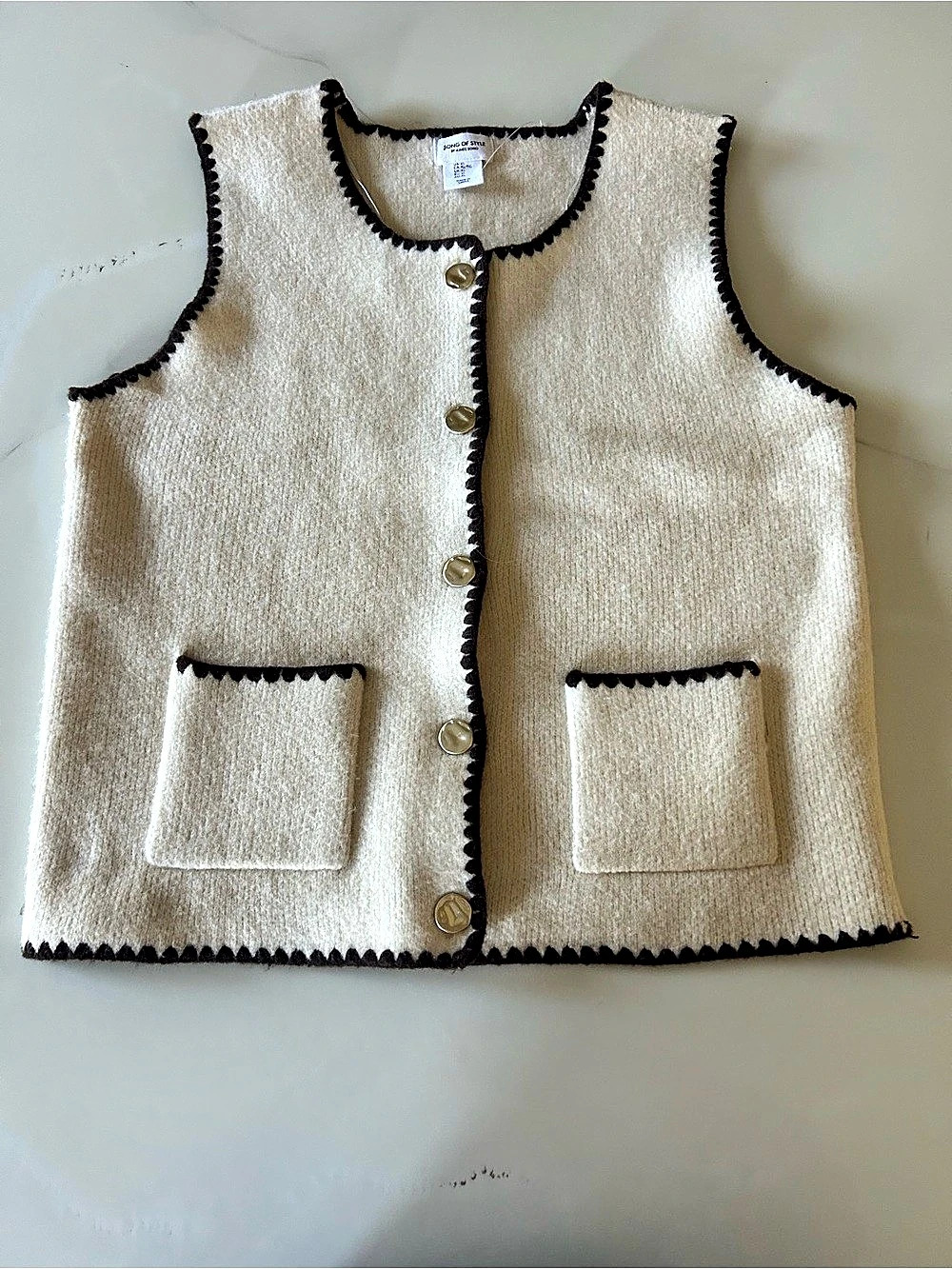 Song of Style Trim Button-Front Vest in Cream & Black Size XS